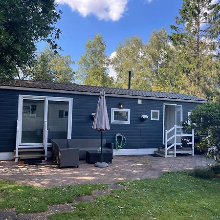 Modern Chalet In De Bossen Van De Veluwe 에페 외부 사진