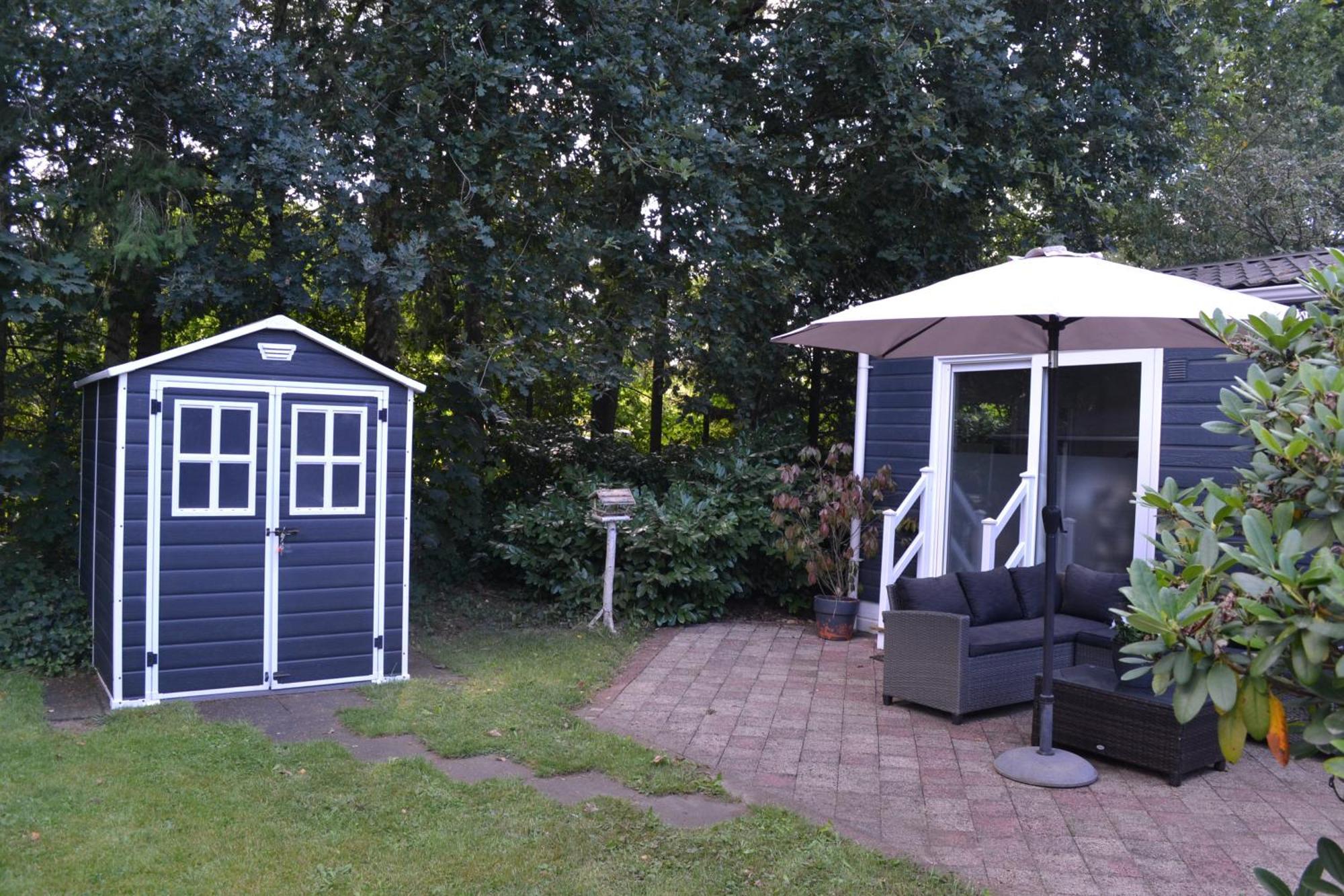 Modern Chalet In De Bossen Van De Veluwe 에페 외부 사진
